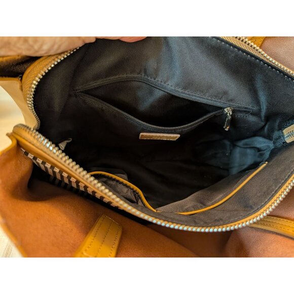 Colab Tan Leather Crossbody Tote Bag With Detachable Strap & Zipper Closure - Picture 4 of 15